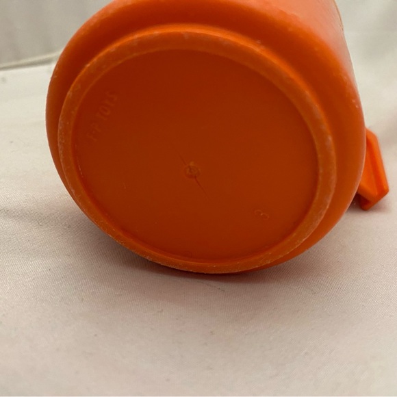 1987 Fisher Price Fun With Food Orange Pitcher with Lid Vintage Play Kitchen - Picture 3 of 11